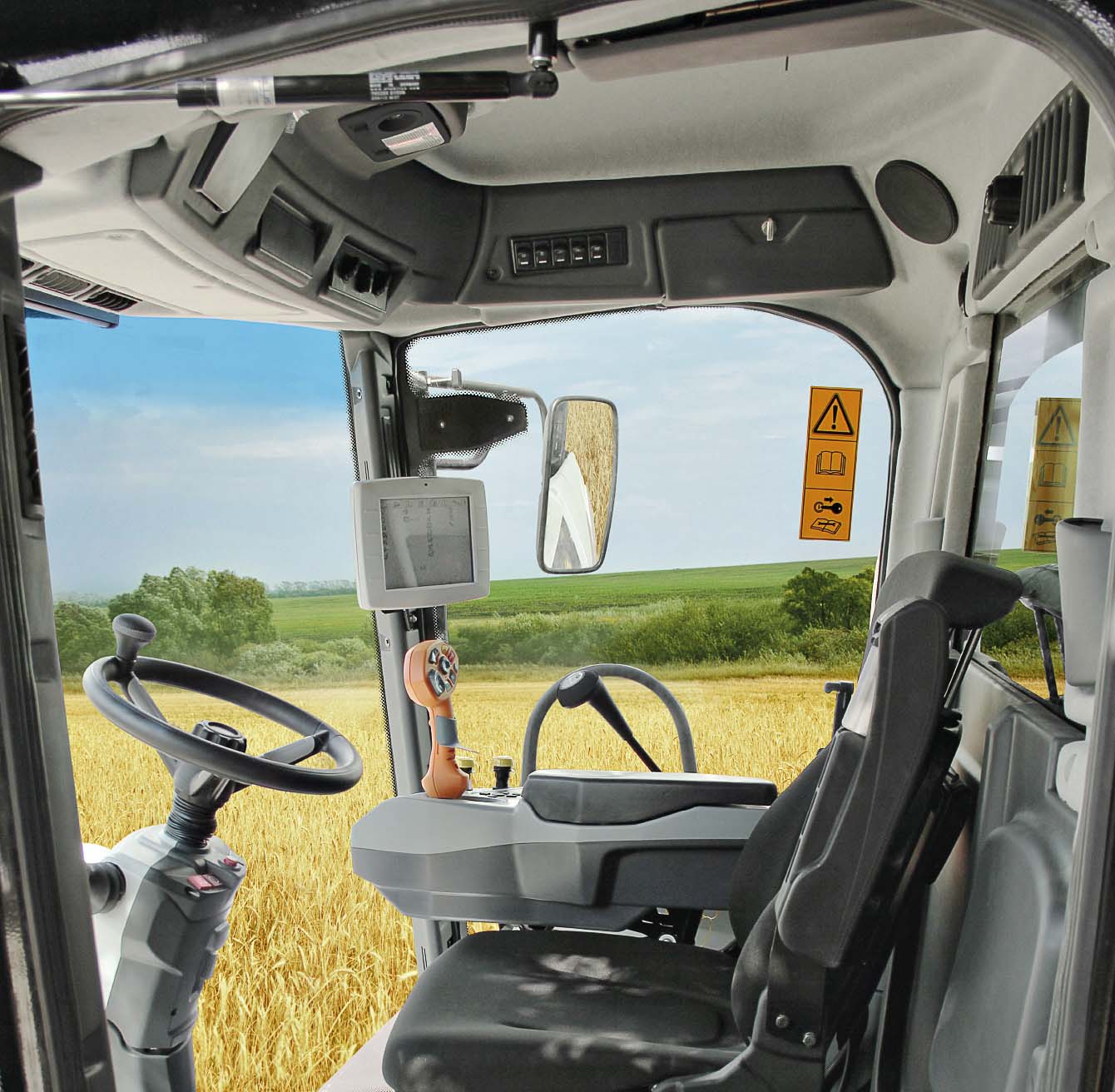 Кабина Comfort Cab II с информационной системой Adviser IV 